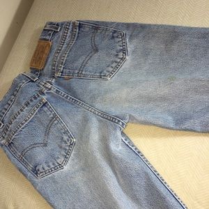 Levi’s boyfriend jeans